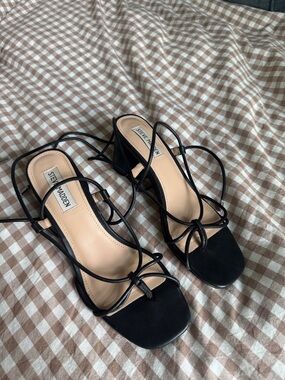 Steve Madden Black Strappy Block Heel Sandals with Knot Detail